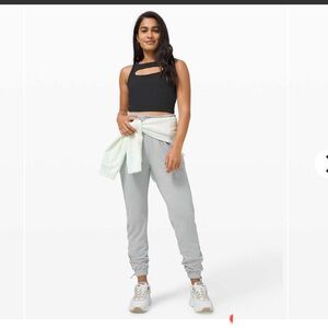 LA front cutout crop tank